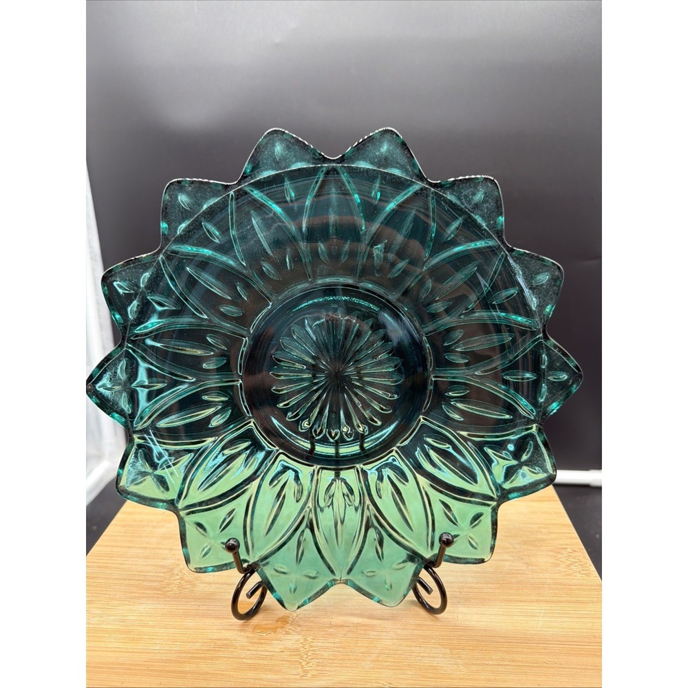 VTG Federal Glass Teal Blue Green 14 Point Starburst Petal Plate 9 inch rare